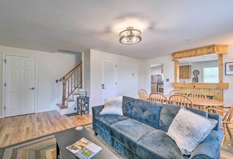 Watkins Glen Lakeview Cottage W/ Waterfall!