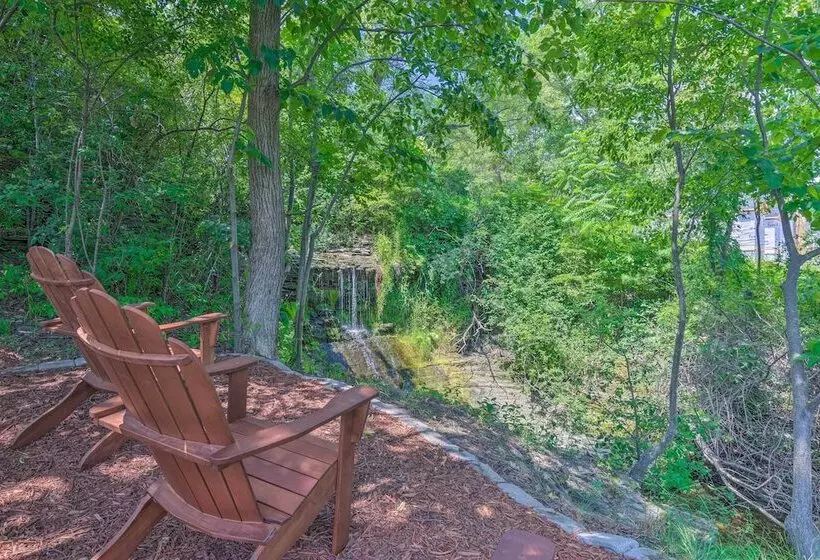 Watkins Glen Lakeview Cottage W/ Waterfall!