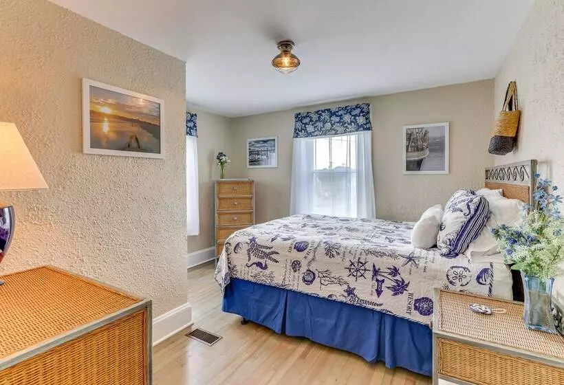 Westbrook Home W/ Ocean Views   Walk To Beach