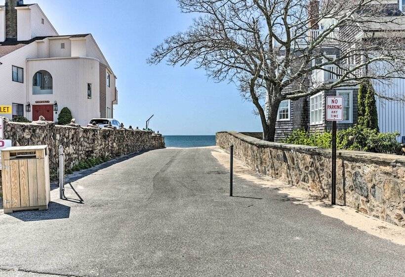 Westbrook Home W/ Ocean Views Walk To Beach