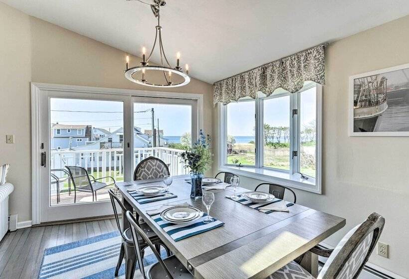 Westbrook Home W/ Ocean Views Walk To Beach