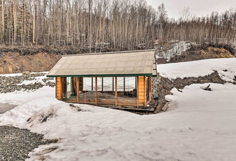 Alaskan Mountain Gem With Private Hot Tub & Gym!