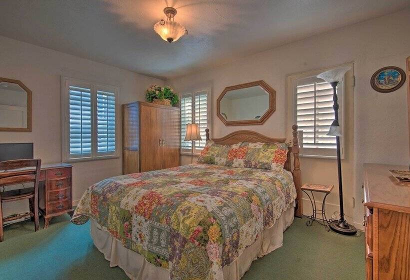 Avalon Escape: Everything Within Walking Distance!