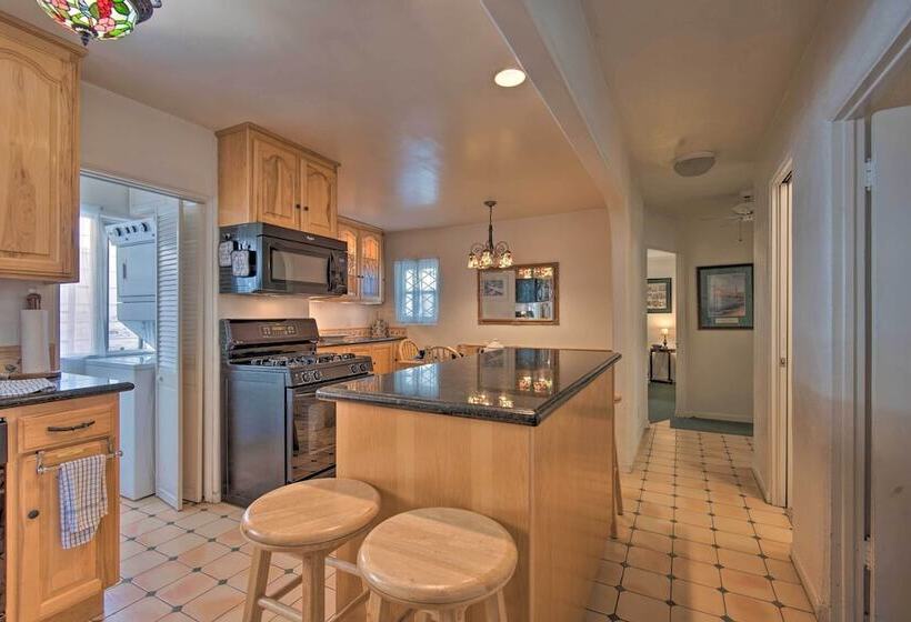 Avalon Escape: Everything Within Walking Distance!