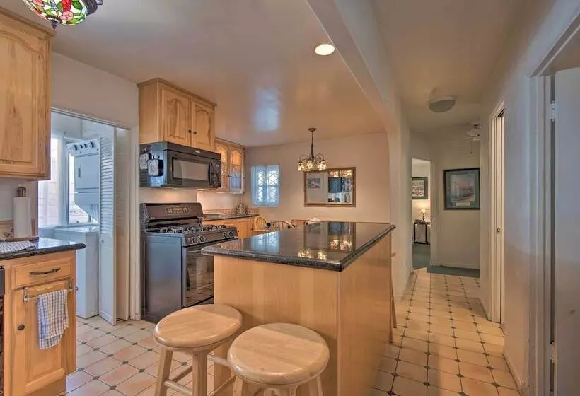 Avalon Escape: Everything Within Walking Distance!