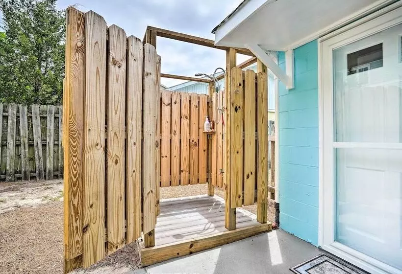 Beachy Isle Of Palms Home: 1 Block To Coast!