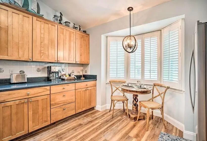 Beachy Isle Of Palms Home: 1 Block To Coast!