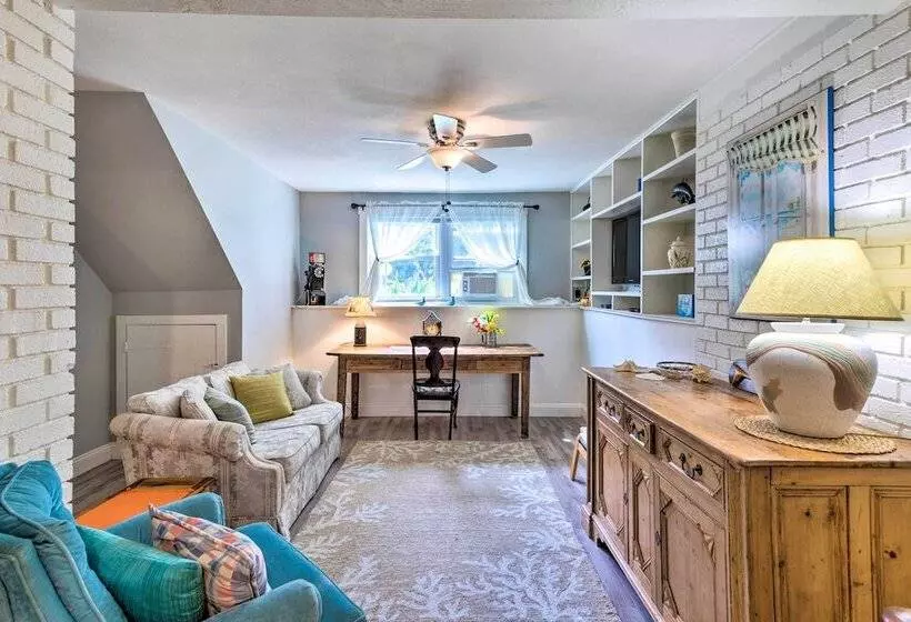 Bright Narragansett Beach Escape W/ Deck & Yard!