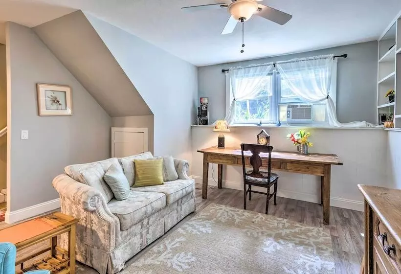 Bright Narragansett Beach Escape W/ Deck & Yard!