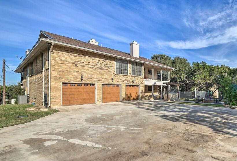 Canyon Lake Home: Hill Country & Water Views!