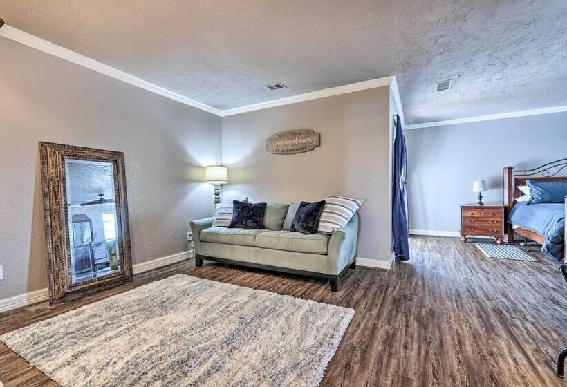 Canyon Lake Home: Hill Country & Water Views!