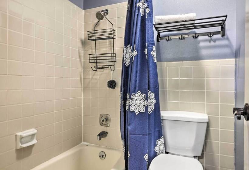 Canyon Lake Home: Hill Country & Water Views!