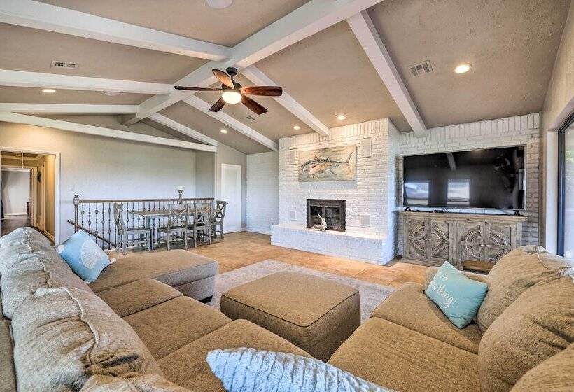 Canyon Lake Home: Hill Country & Water Views!