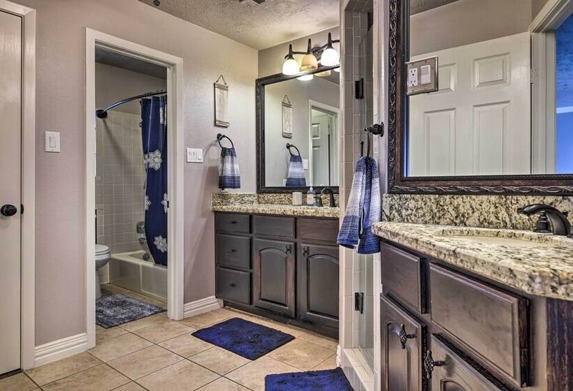 Canyon Lake Home: Hill Country & Water Views!