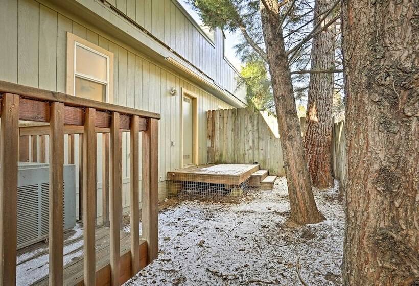 Centrally Located Mt Shasta Home W/ Deck!