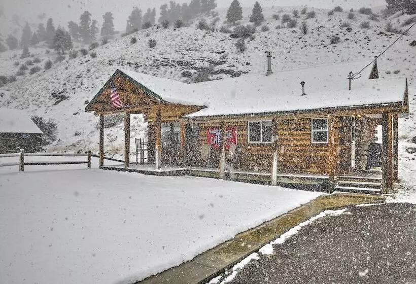 Cozy Log Cabin Escape In The Heart Of Creede!