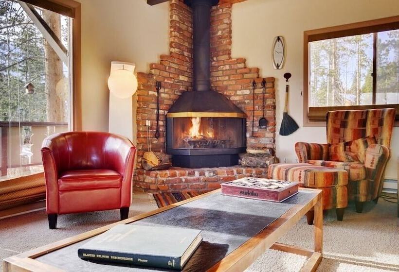 Cozy Mtn Home ~ 2 Mi To Breck Resort & Main St!