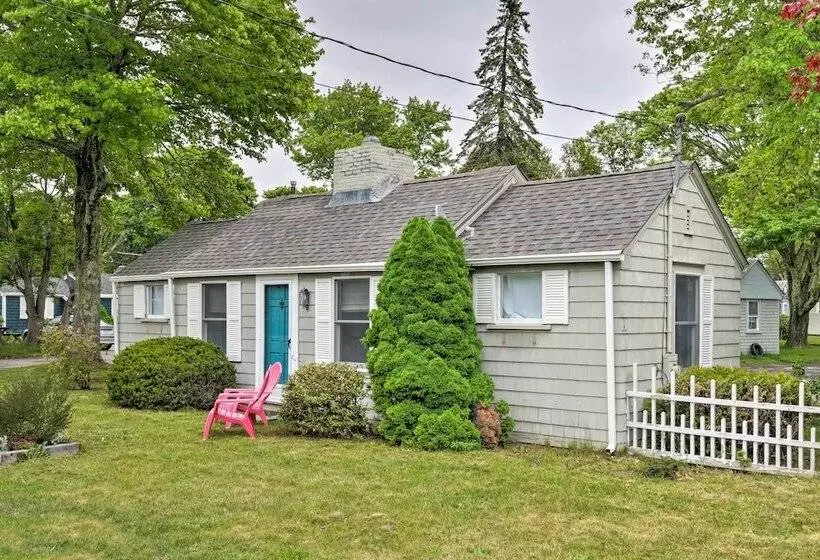 Cozy  Sea Street Cottage    1 Mile To Ferry Boats!
