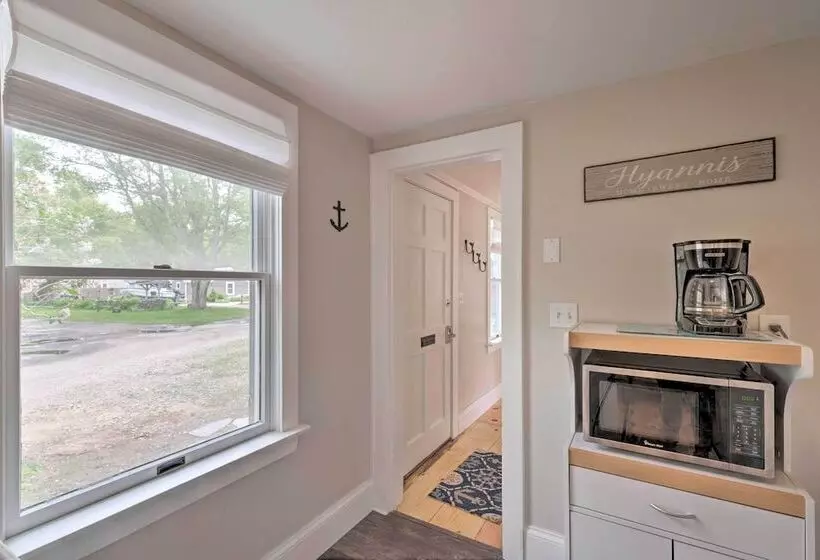 Cozy  Sea Street Cottage    1 Mile To Ferry Boats!