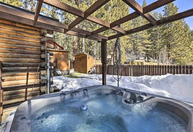 Dog Friendly Kings Beach Log Cabin W/ Hot Tub!