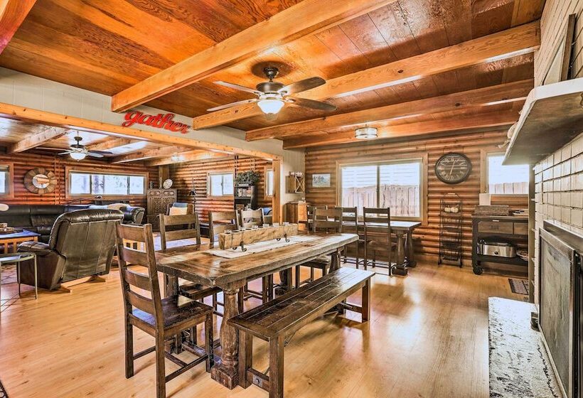 Dog Friendly Kings Beach Log Cabin W/ Hot Tub!