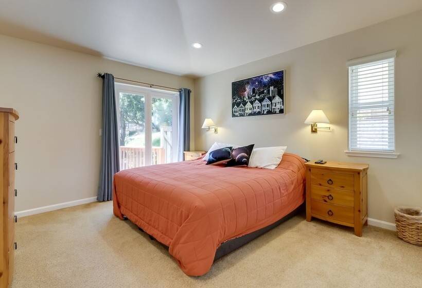 Dreamy Sonoma Coast Home W/ Waterfront Views