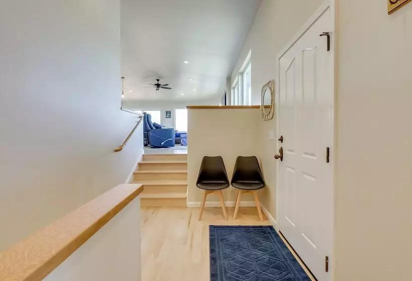 Dreamy Sonoma Coast Home W/ Waterfront Views