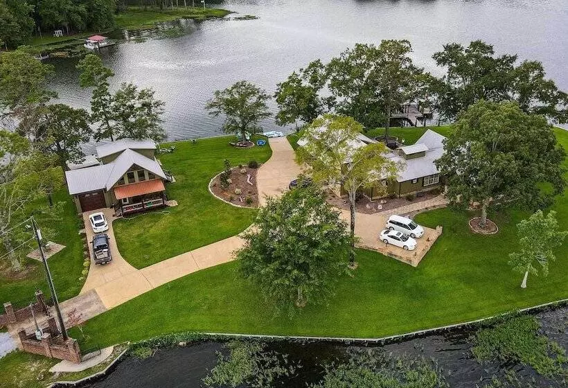 Lay Lake Access & Views: Expansive Shelby Home!