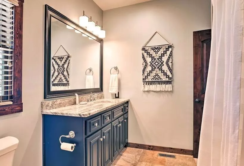 Lay Lake Access & Views: Expansive Shelby Home!