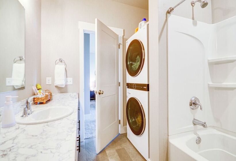 Family Friendly Home, 5 Mi To Downtown Billings!