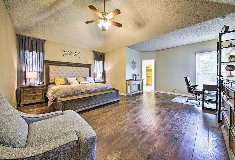 Family Friendly San Antonio Home W/ Hot Tub & Deck