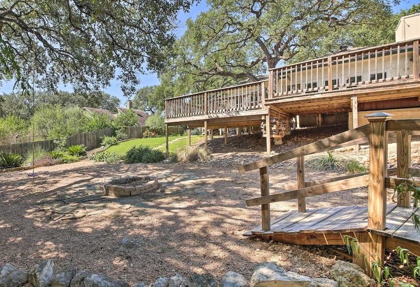 Family Friendly San Antonio Home W/ Hot Tub & Deck