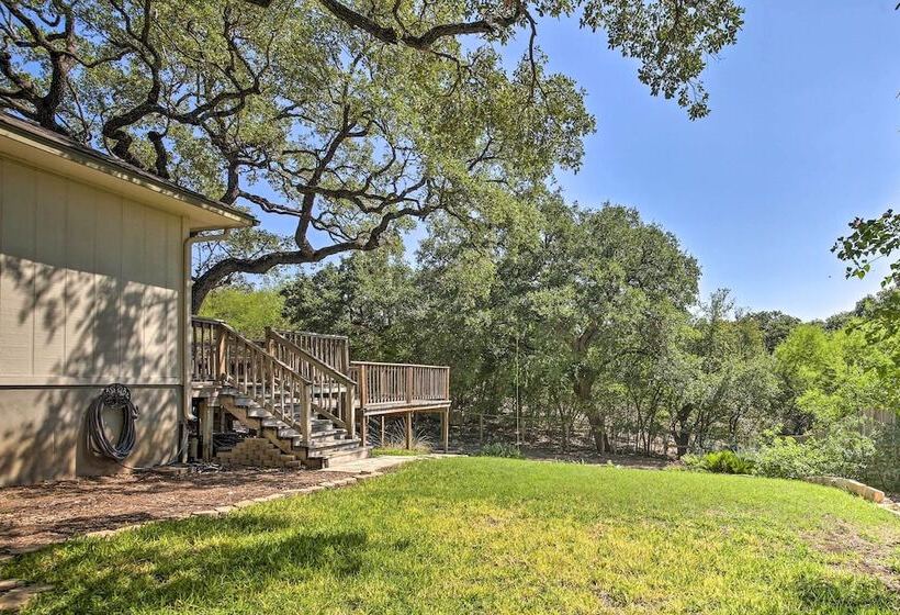 Family Friendly San Antonio Home W/ Hot Tub & Deck