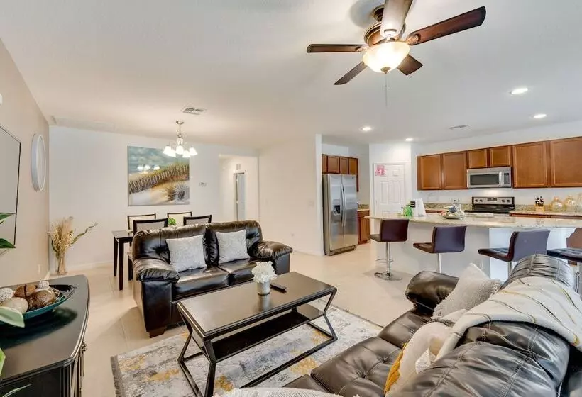 Central Family Home W/ Lanai < 10 Mi To Disney!