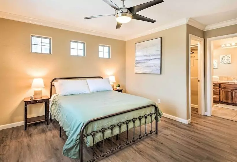 Family Friendly Lincoln Home: 8 Mi To Casino!