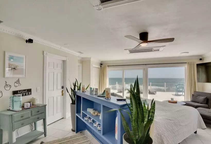 Flagler Beach Oceanfront Haven W/ Hot Tub!