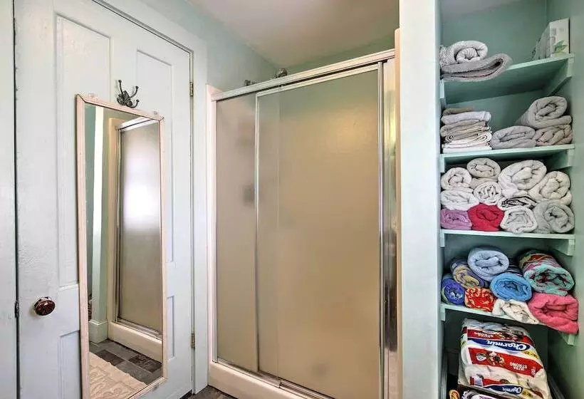 Historic Huntington Home   Walk To Westfield River