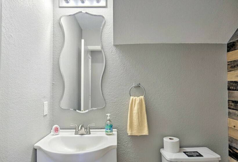 San Antonio Home W/ Hot Tub   1 Mi To Seaworld