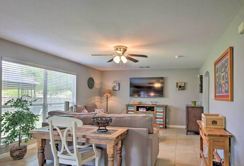 San Antonio Home W/ Hot Tub   1 Mi To Seaworld