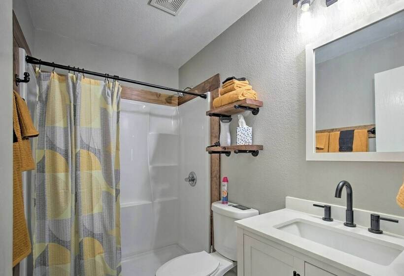 San Antonio Home W/ Hot Tub   1 Mi To Seaworld