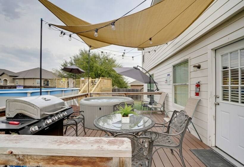 San Antonio Home W/ Hot Tub   1 Mi To Seaworld