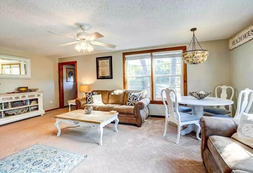 Indian Rocks Beach Cottage, Walk To Beach!