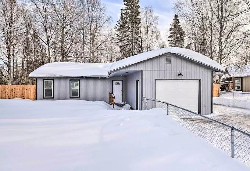 Kenai Home W/ Fireplace < 10 Mi To Big Eddy!