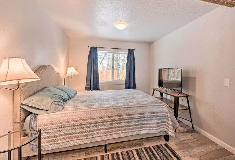 Kenai Home W/ Fireplace < 10 Mi To Big Eddy!