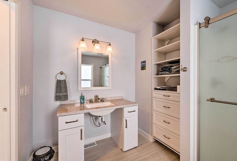 Kenai Home W/ Fireplace < 10 Mi To Big Eddy!