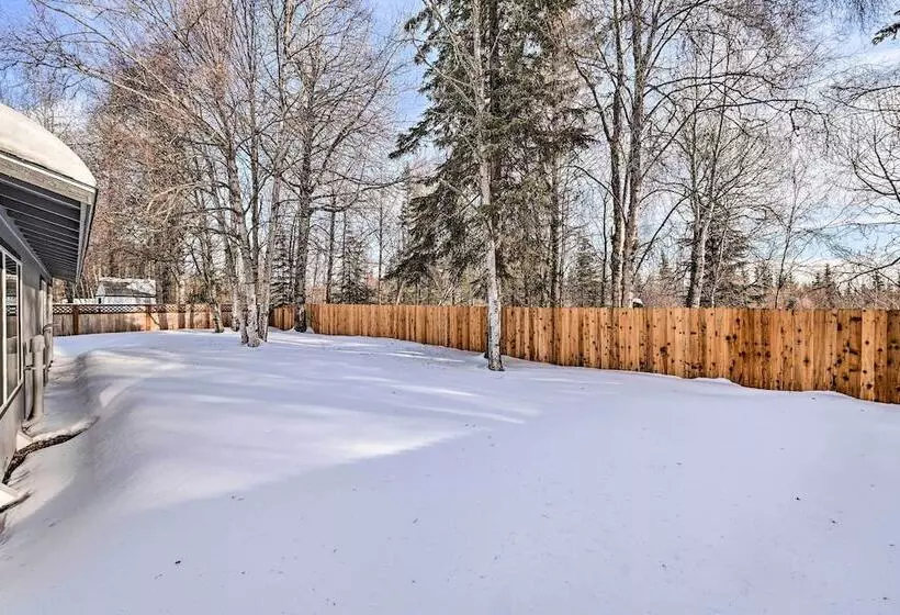 Kenai Home W/ Fireplace < 10 Mi To Big Eddy!