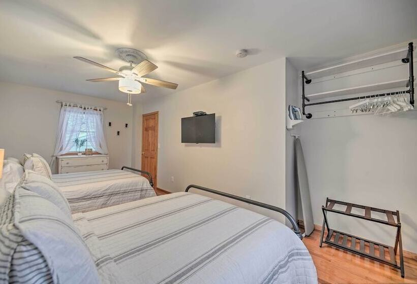 Lake Luzerne Home W/ Fire Pit On Hudson River