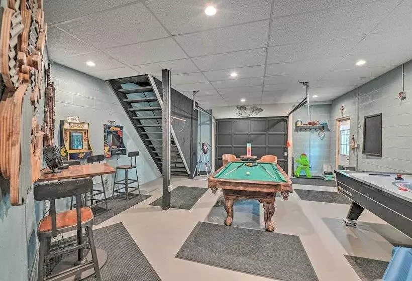 Lake Luzerne Home W/ Fire Pit On Hudson River