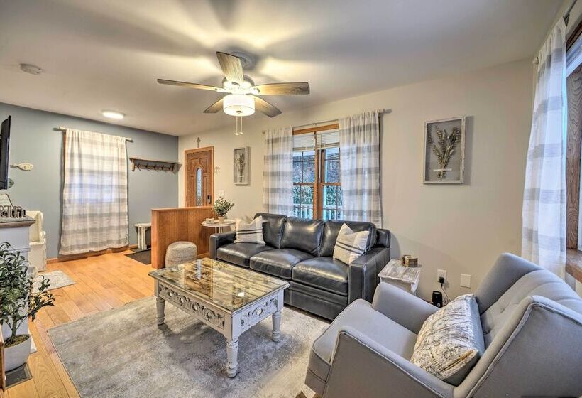 Lake Luzerne Home W/ Fire Pit On Hudson River