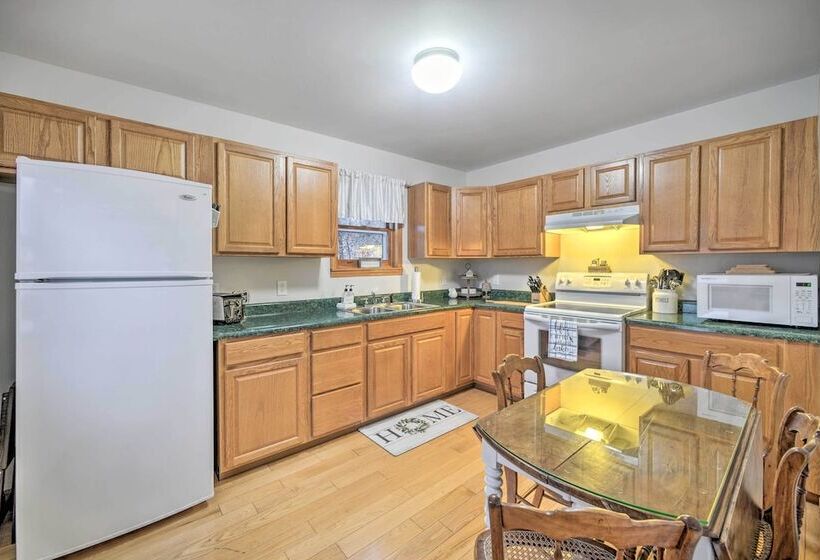 Lake Luzerne Home W/ Fire Pit On Hudson River